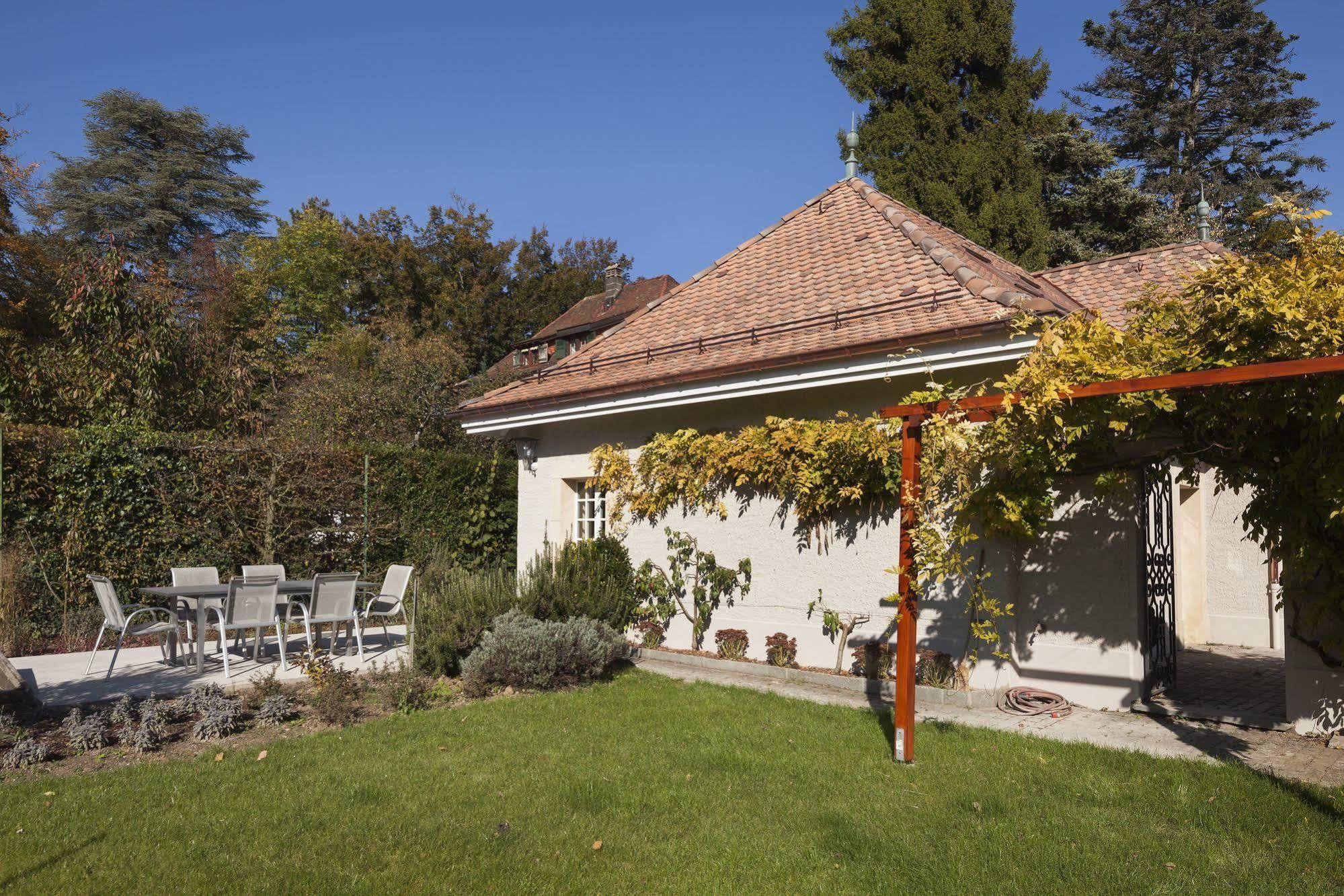 Le Jour Et La Nuit Bed and Breakfast Ginebra Exterior foto